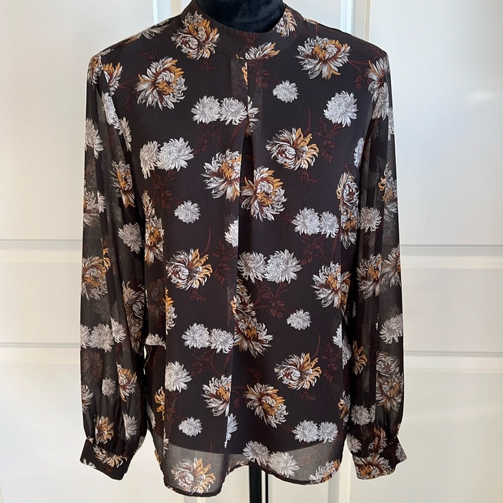Floral long sleeve top